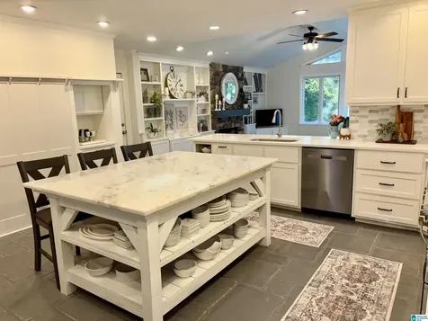 2557 Mountain Woods Drive Vestavia Hills AL 35216