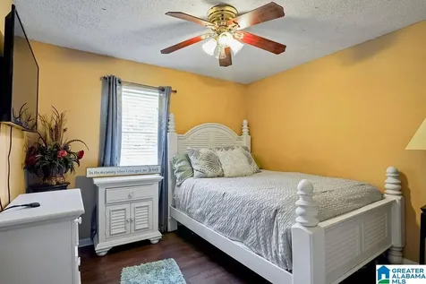 5243 Paramont Drive Irondale AL 35210