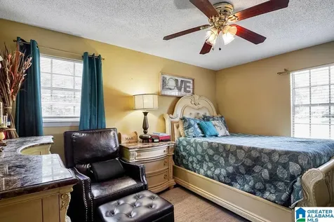 5243 Paramont Drive Irondale AL 35210