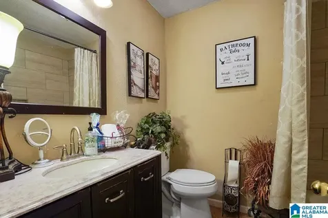 5243 Paramont Drive Irondale AL 35210