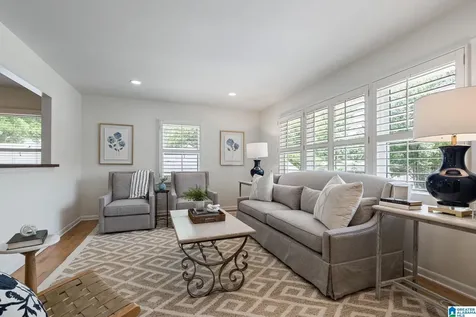 1618 Woodfern Drive Birmingham AL 35209