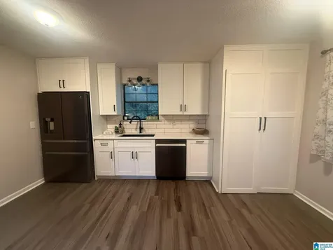 6658 SW June Avenue Leeds AL 35094