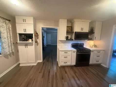6658 SW June Avenue Leeds AL 35094