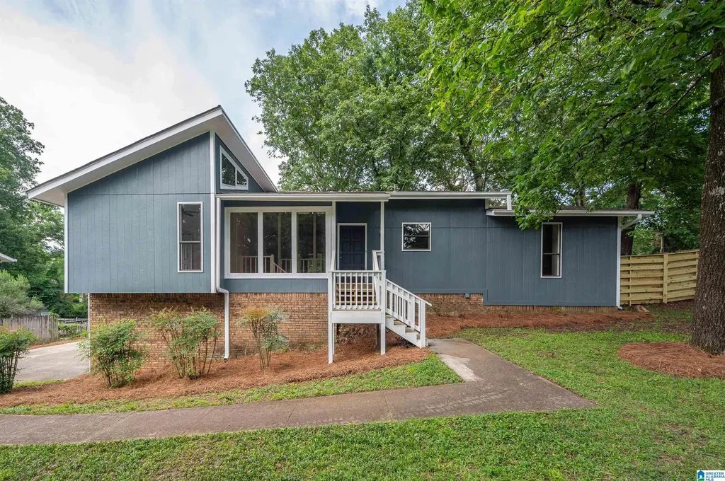 132 Portsouth Lane Alabaster AL 35007