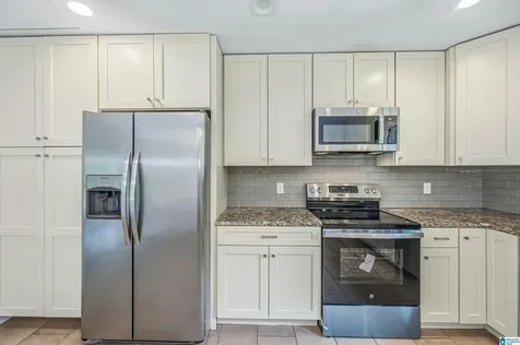 132 Portsouth Lane Alabaster AL 35007