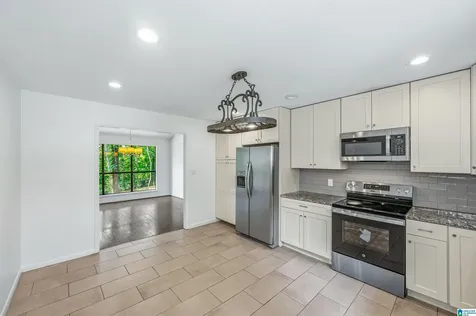 132 Portsouth Lane Alabaster AL 35007