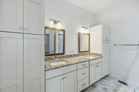 132 Portsouth Lane Alabaster AL 35007