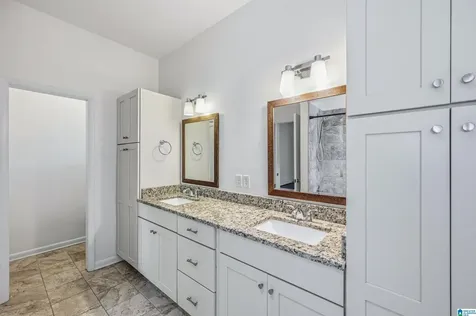 132 Portsouth Lane Alabaster AL 35007