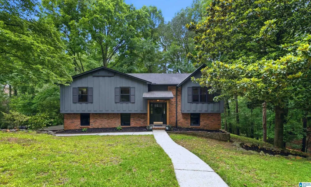 2417 Wine Ridge Drive Birmingham AL 35244