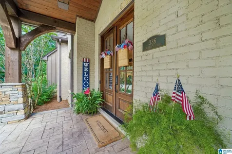 336 Stonegate Drive Birmingham AL 35242