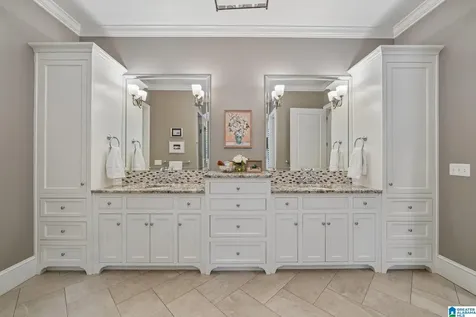 336 Stonegate Drive Birmingham AL 35242