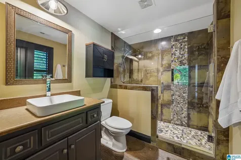336 Stonegate Drive Birmingham AL 35242