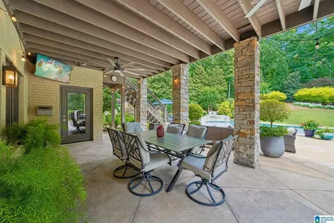 336 Stonegate Drive Birmingham AL 35242