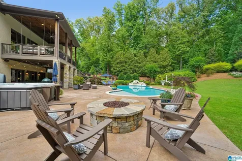 336 Stonegate Drive Birmingham AL 35242