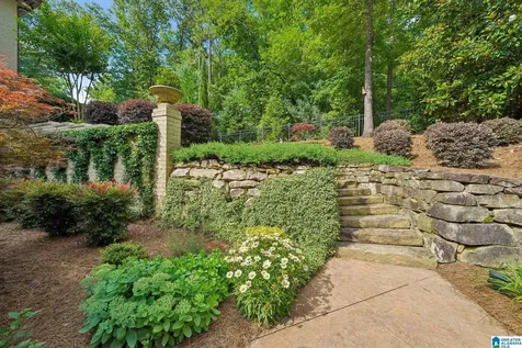 336 Stonegate Drive Birmingham AL 35242