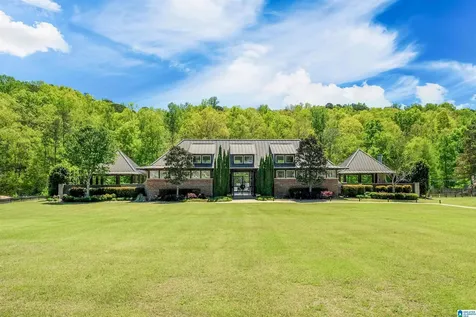 6631 Spring Street Trussville AL 35173