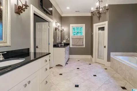 2761 Cherokee Road Birmingham AL 35216