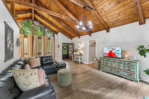 1031 Kings Forest Drive Leeds AL 35094