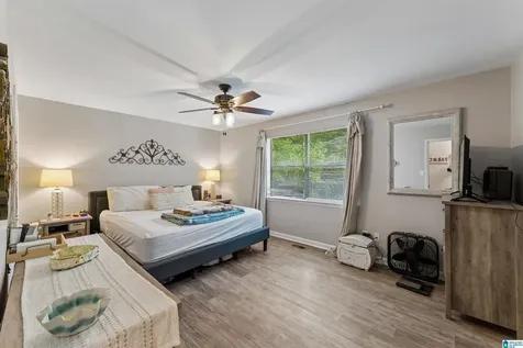 1031 Kings Forest Drive Leeds AL 35094