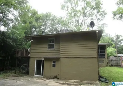 1617 1st Street NE Center Point AL 35215