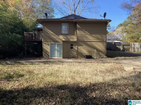 1617 1st Street NE Center Point AL 35215