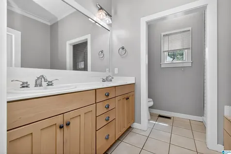 24 Abbott Square Birmingham AL 35242