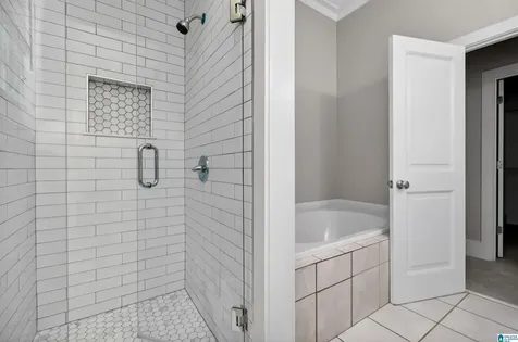 24 Abbott Square Birmingham AL 35242
