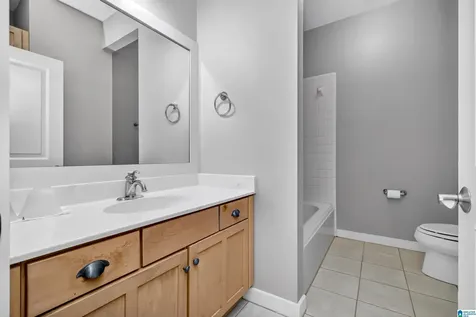 24 Abbott Square Birmingham AL 35242