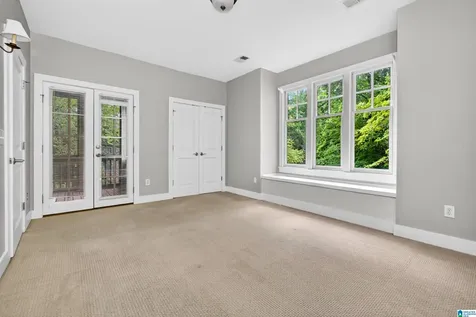 24 Abbott Square Birmingham AL 35242