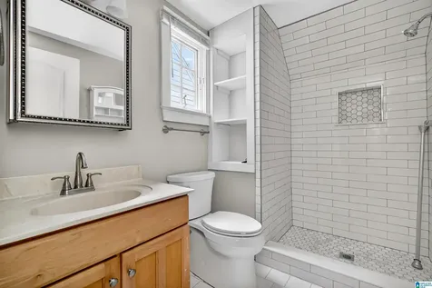 24 Abbott Square Birmingham AL 35242