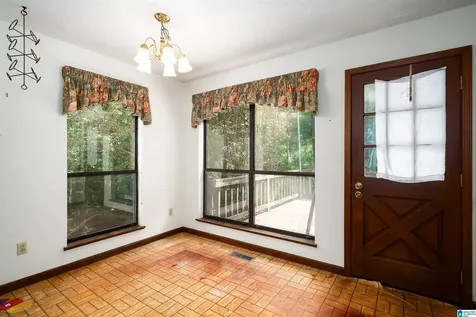 1613 Glenridge Circle Bessemer AL 35022
