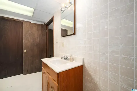 1613 Glenridge Circle Bessemer AL 35022