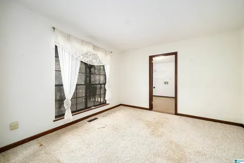 1613 Glenridge Circle Bessemer AL 35022