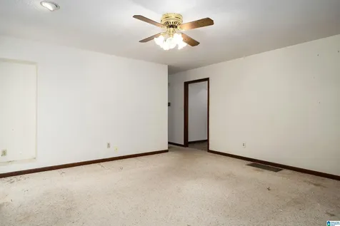 1613 Glenridge Circle Bessemer AL 35022