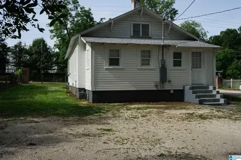 304 E 3rd Street Sylacauga AL 35150