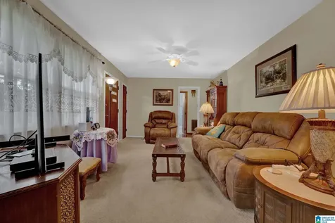 3609 Red Oak Drive Adamsville AL 35005