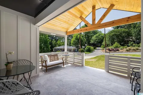 605 Manchester Lane Homewood AL 35209