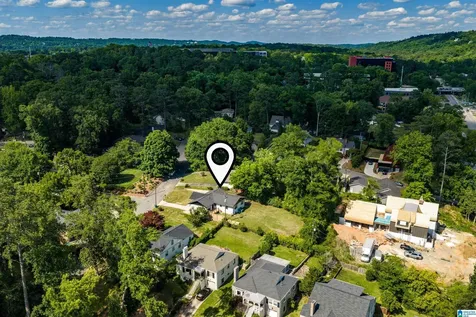 605 Manchester Lane Homewood AL 35209