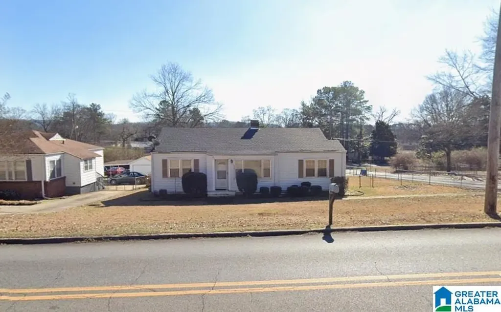 340 Woodward Road Midfield AL 35228