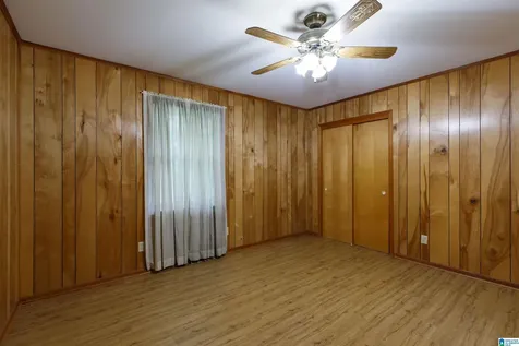 1004 Normandale Circle Bessemer AL 35023