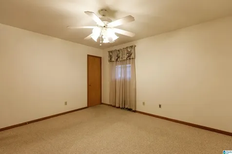 1004 Normandale Circle Bessemer AL 35023