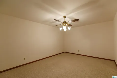 1004 Normandale Circle Bessemer AL 35023