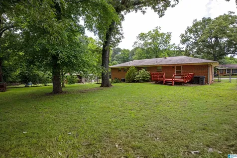 1004 Normandale Circle Bessemer AL 35023
