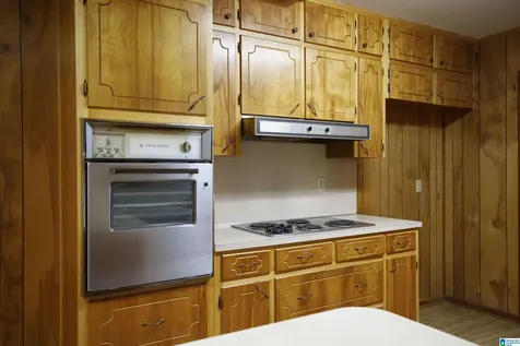 1004 Normandale Circle Bessemer AL 35023