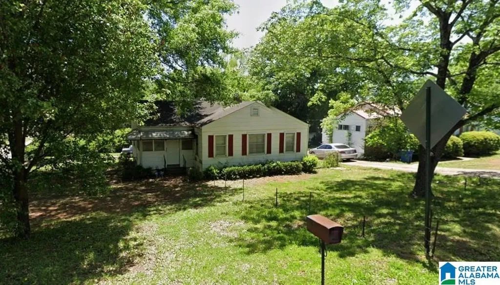 400 Woodward Road Midfield AL 35228