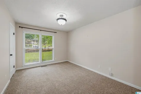 4221 Shiloh Lane Birmingham AL 35213
