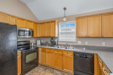 257 Village Drive Calera AL 35040