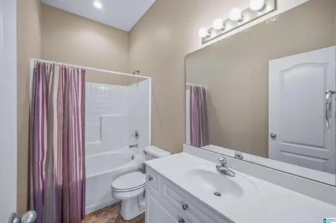 257 Village Drive Calera AL 35040