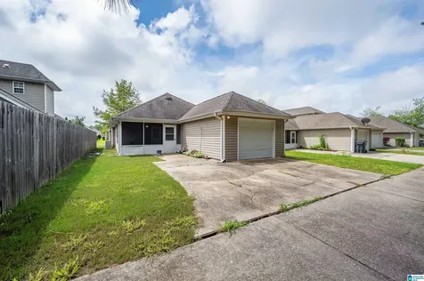 257 Village Drive Calera AL 35040