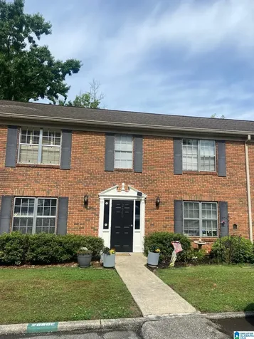 2060 Montreat Drive Vestavia Hills AL 35216